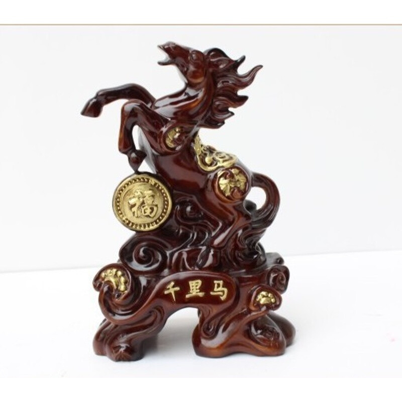 生肖贈禮的藝術 一款兼具吉祥寓意與工藝美學的雞擺件鑒賞