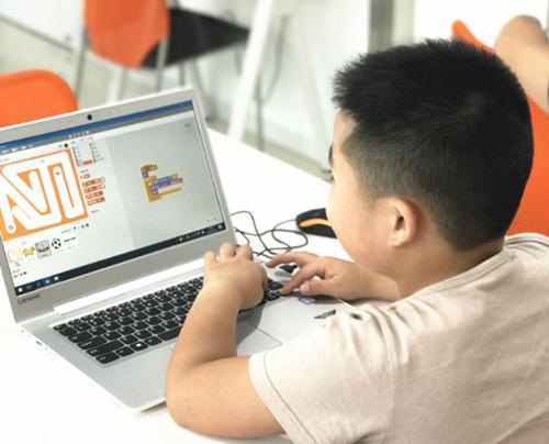 寧波海曙區兒童編程啟蒙指南 點燃未來科技之星